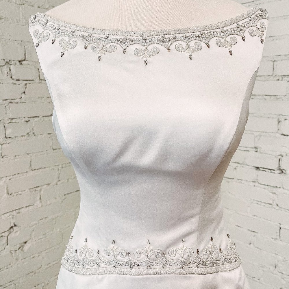 "Queen Style" Beaded Boat Neck Wedding Gown